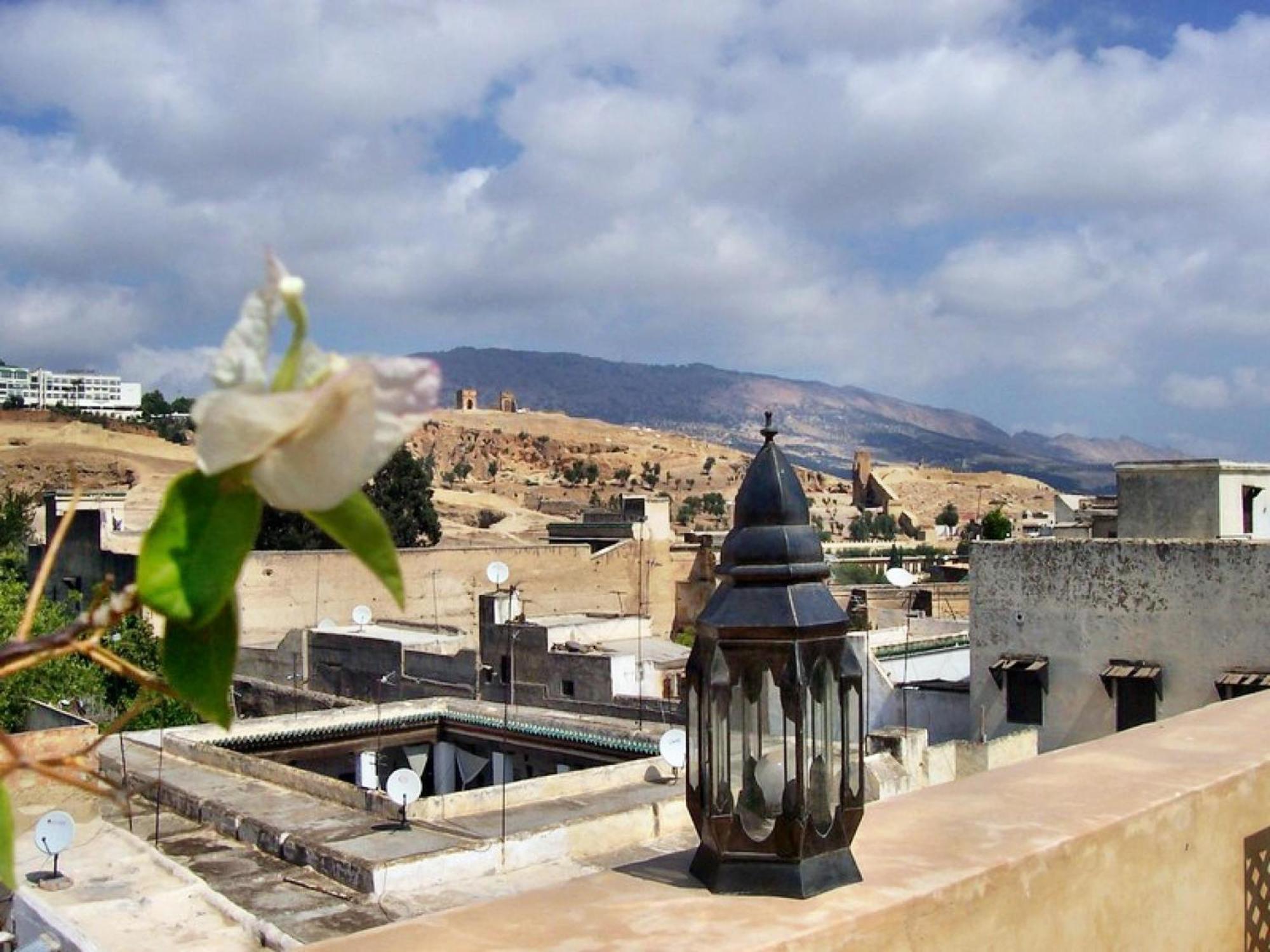 Riad Noujoum Medina Fez Esterno foto