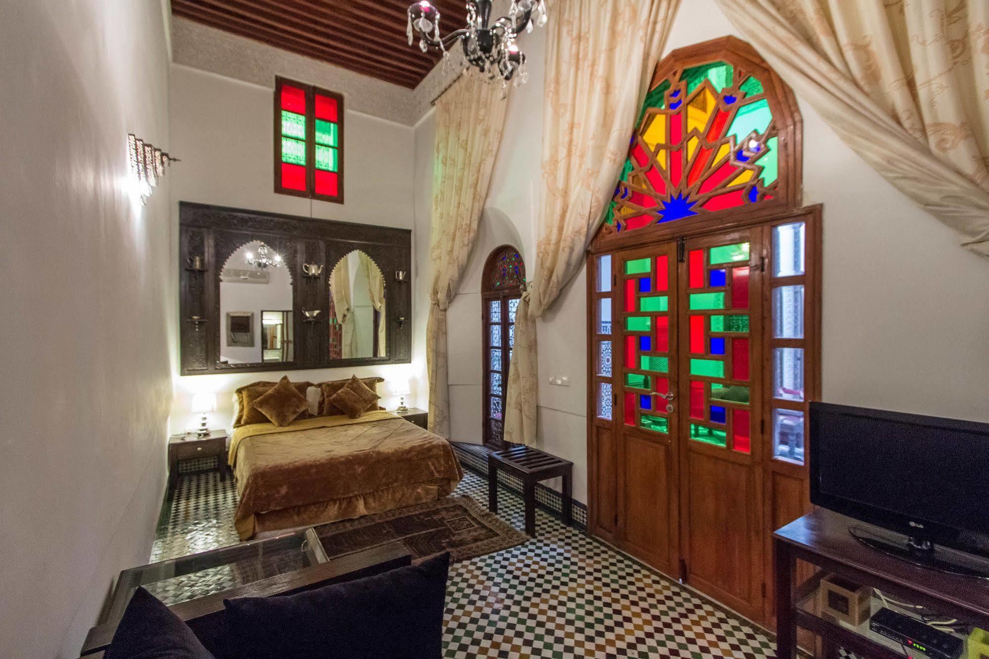 Riad Noujoum Medina Fez Esterno foto