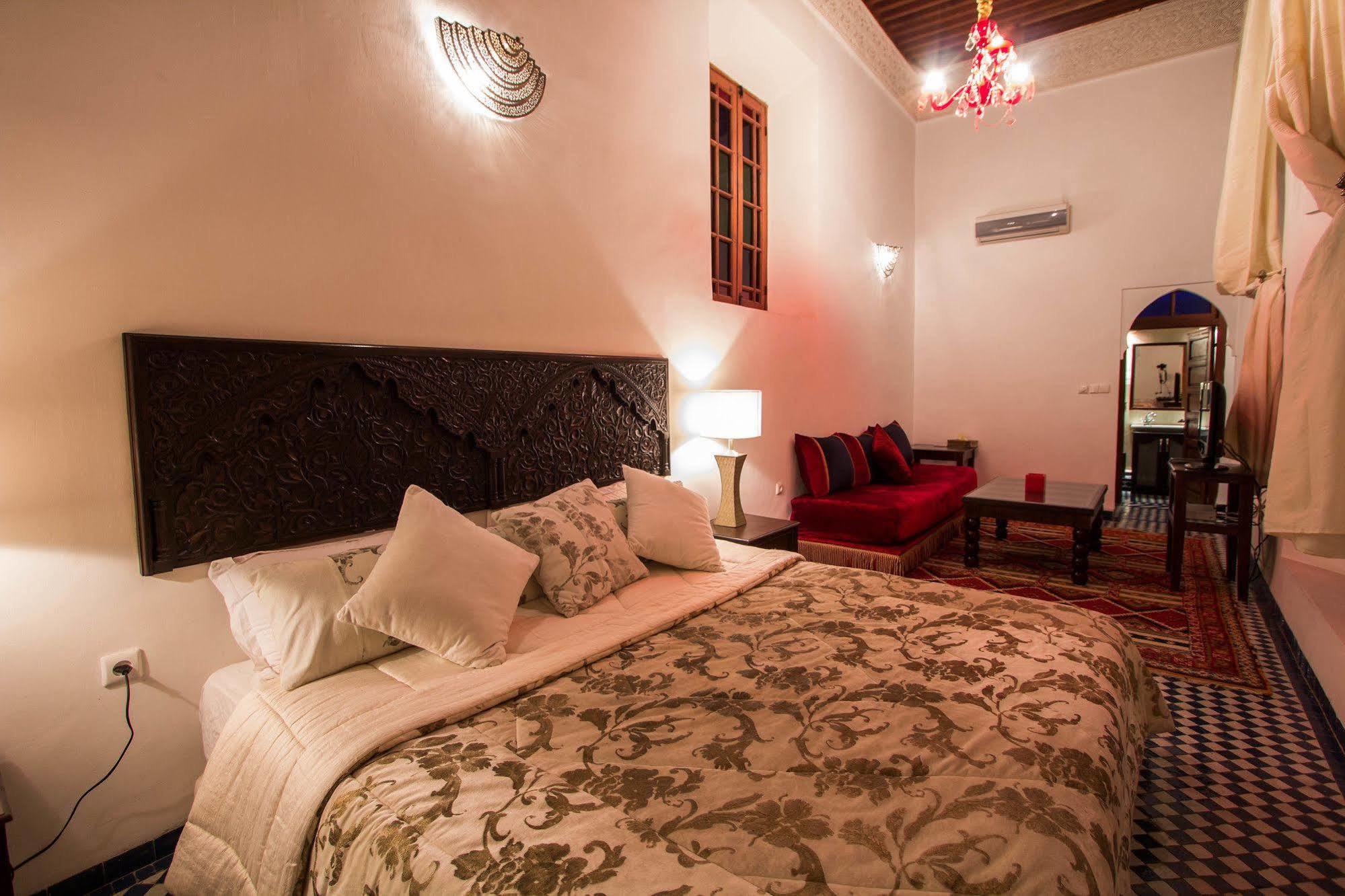 Riad Noujoum Medina Fez Esterno foto